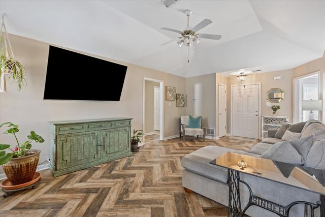 4836 SHADOW PINE CV, Bartlett, TN 38002