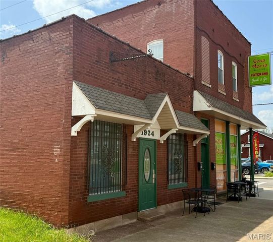 1926 W Main Street, Belleville, IL 62226