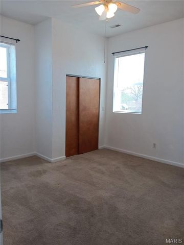 1926 W Main Street, Belleville, IL 62226