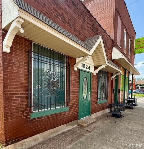 1926 W Main Street, Belleville, IL 62226