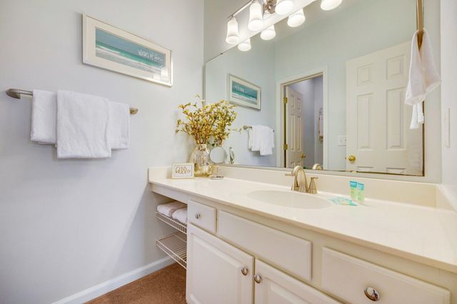 654 River Oaks Dr Apt 45D, Myrtle Beach, SC 29579