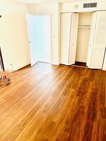 231 174th Street MO-3, Sunny Isles Beach, FL 33160