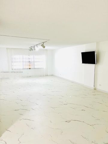 231 174th Street MO-3, Sunny Isles Beach, FL 33160