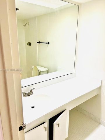 231 174th Street MO-3, Sunny Isles Beach, FL 33160