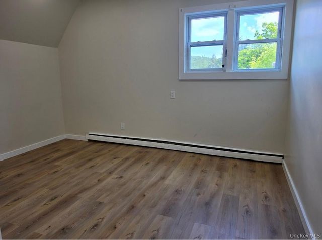 534 State Route 32 1, Highland Mills, NY 10930