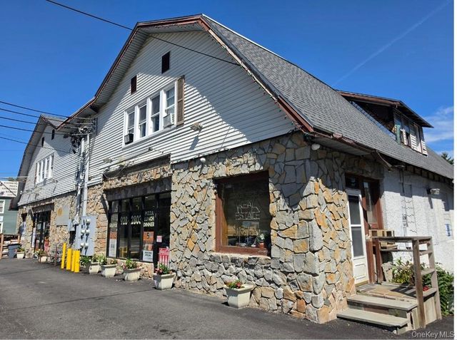 534 State Route 32 1, Highland Mills, NY 10930
