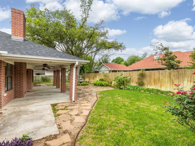 1304 Sagewood DR, Taylor, TX 76574