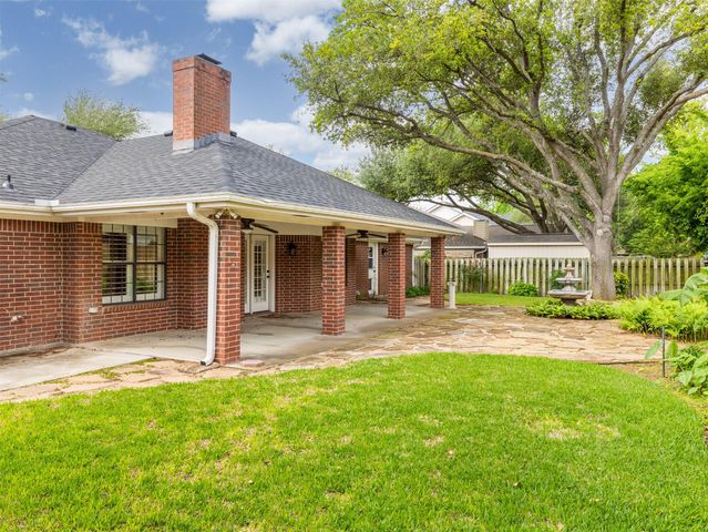 1304 Sagewood DR, Taylor, TX 76574