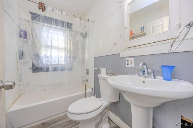 813 Abbott Road, Buffalo, NY 14220