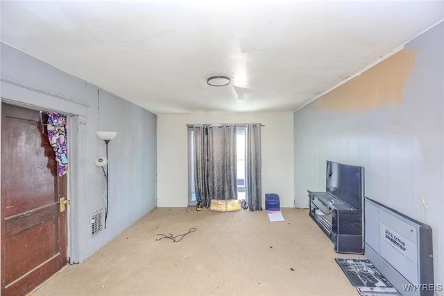 813 Abbott Road, Buffalo, NY 14220