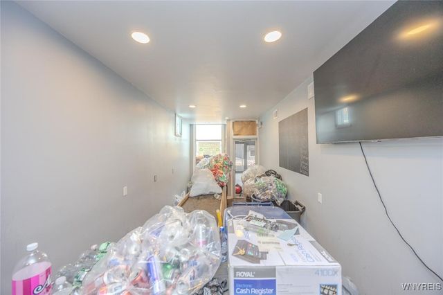 813 Abbott Road, Buffalo, NY 14220