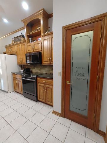 1516 SW 136th Street, Oklahoma City, OK 73170