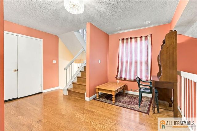 98 Orion Road, Piscataway, NJ 08854