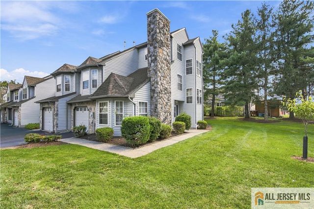 98 Orion Road, Piscataway, NJ 08854