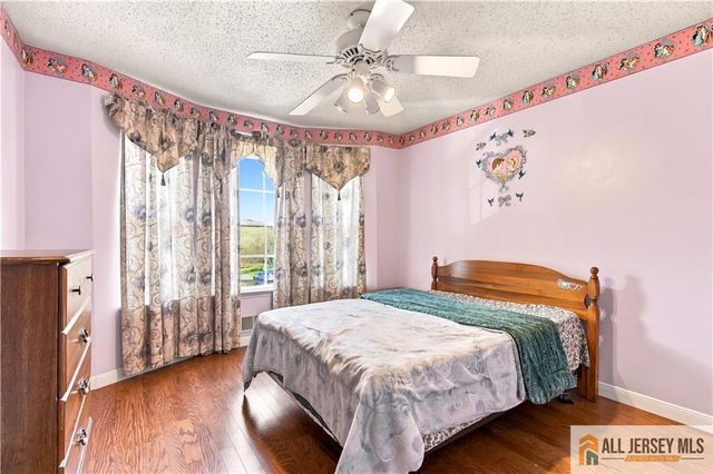 98 Orion Road, Piscataway, NJ 08854