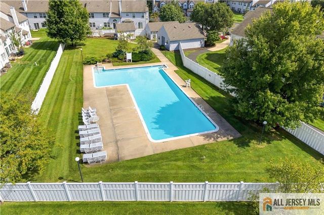 98 Orion Road, Piscataway, NJ 08854