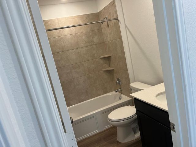 212 Canley LOOP, Hutto, TX 78634