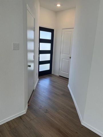 212 Canley LOOP, Hutto, TX 78634