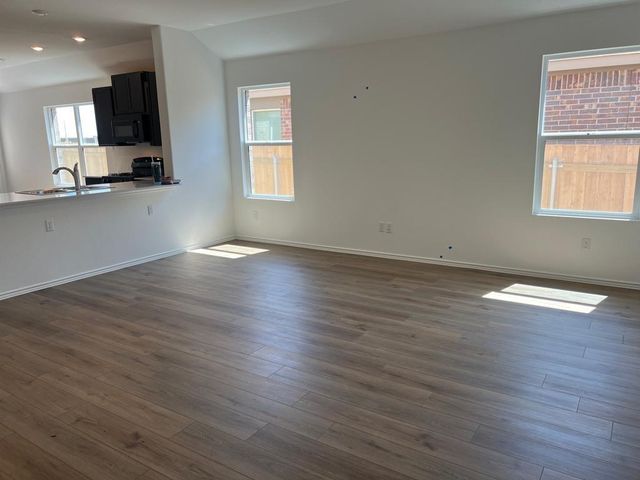 212 Canley LOOP, Hutto, TX 78634