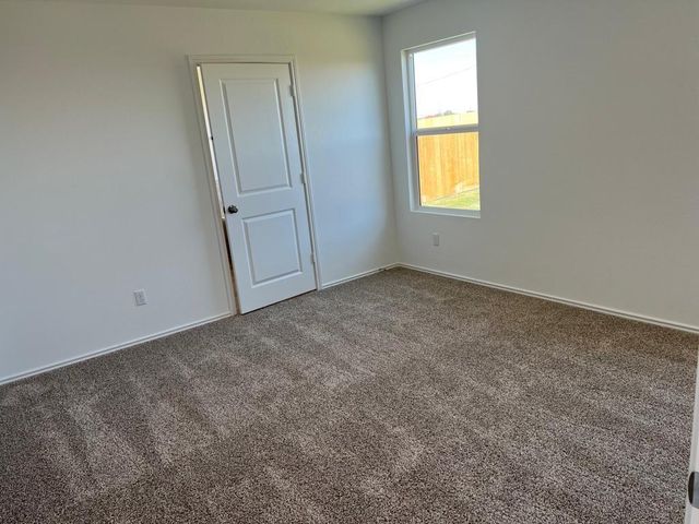 212 Canley LOOP, Hutto, TX 78634