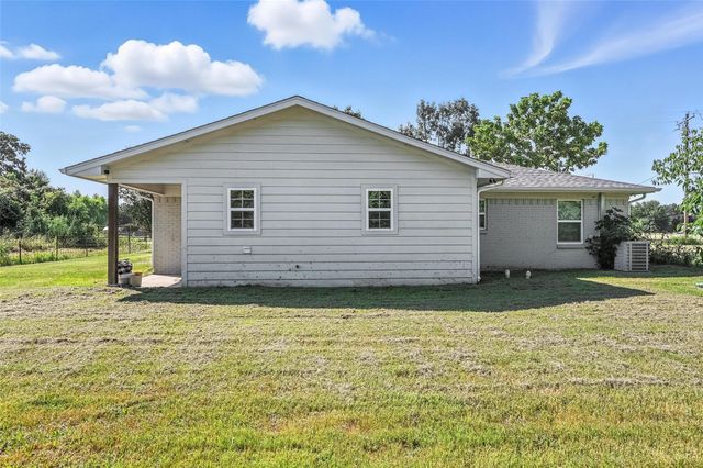 205 Davis Road, Combine, TX 75159
