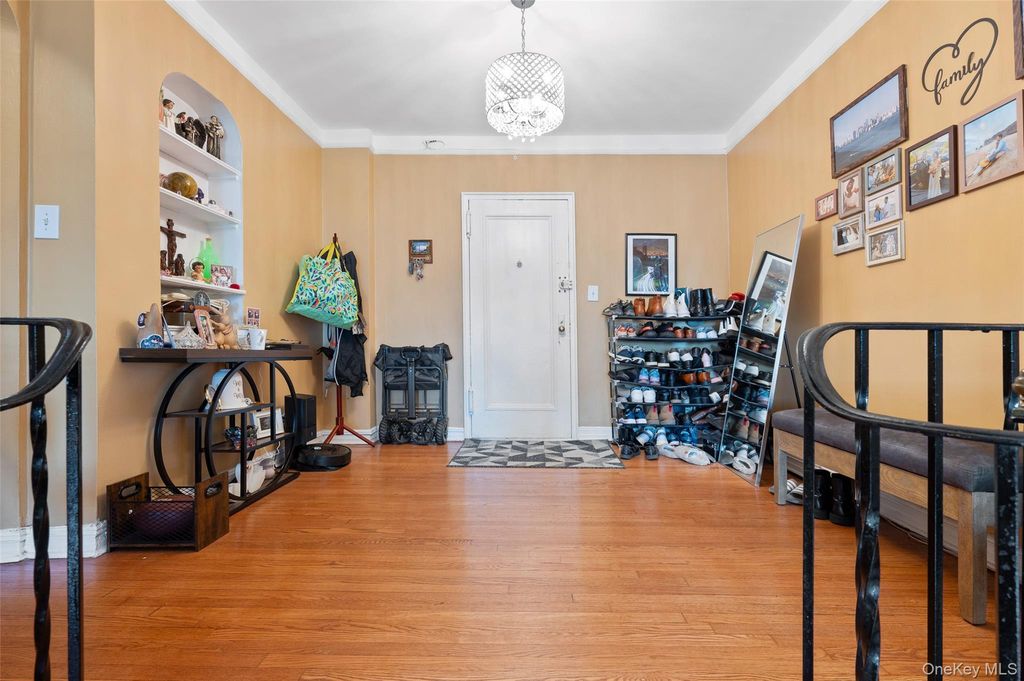 84-49 168th Street 2U, Jamaica, NY 11432 — photo 5