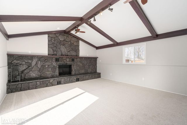 29303 Elmwood Street, Roseville, MI 48066