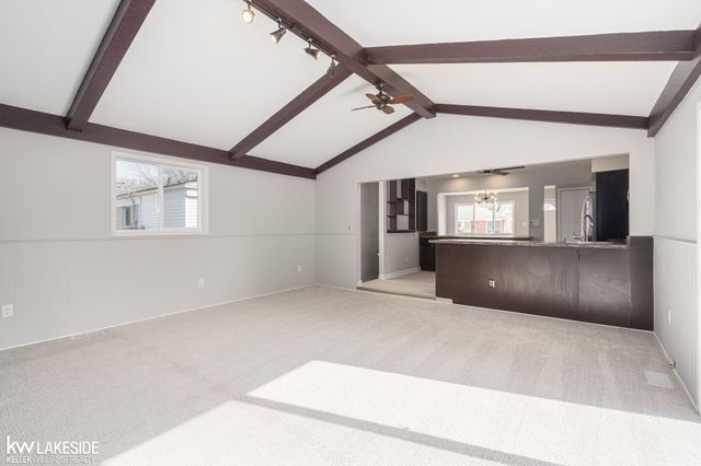 29303 Elmwood Street, Roseville, MI 48066