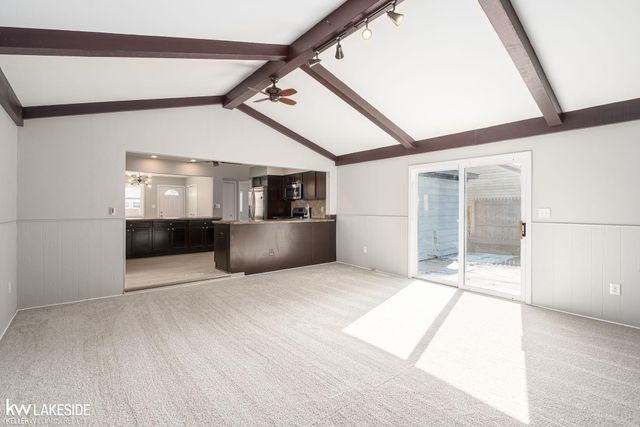 29303 Elmwood Street, Roseville, MI 48066