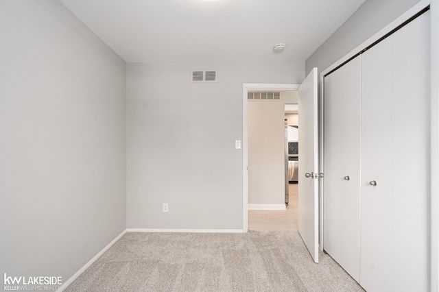 29303 Elmwood Street, Roseville, MI 48066