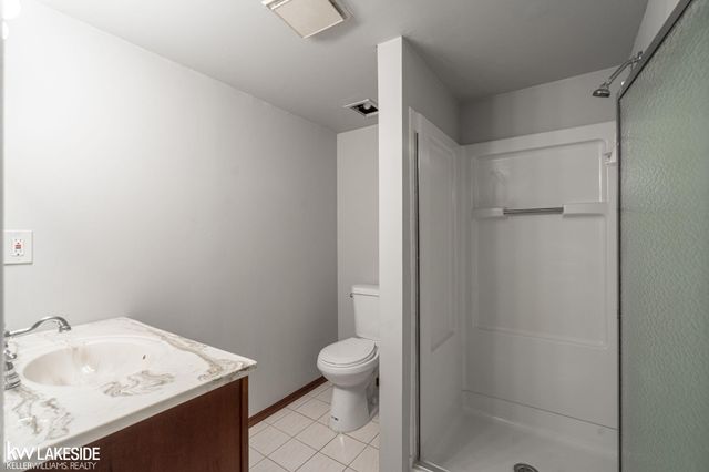 29303 Elmwood Street, Roseville, MI 48066