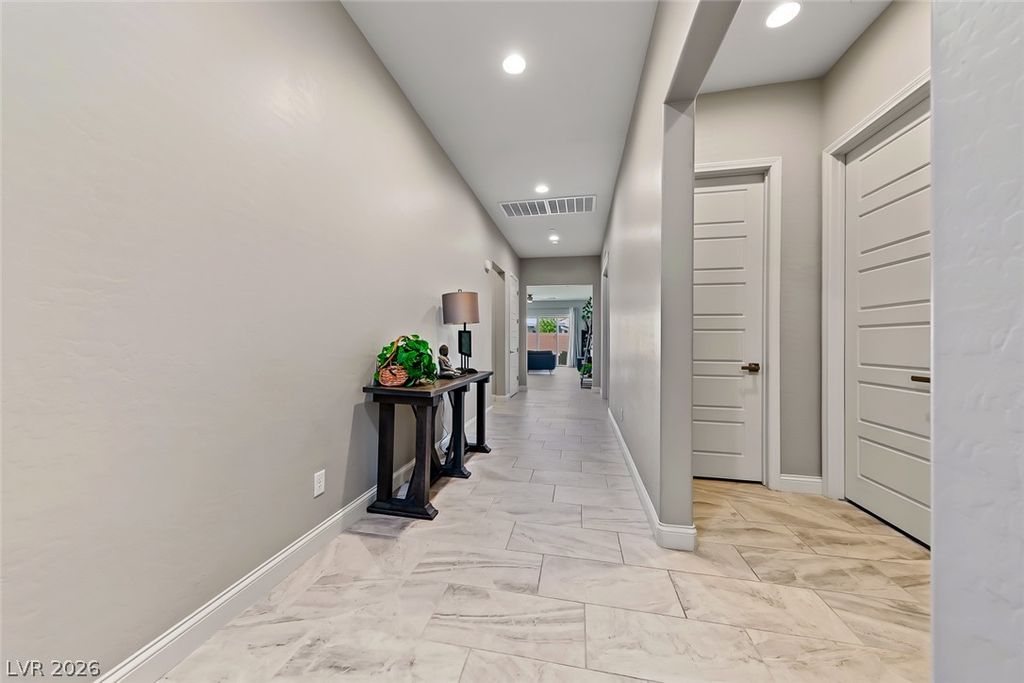 597 Cadence Vista Drive, Henderson, NV 89011 — photo 4