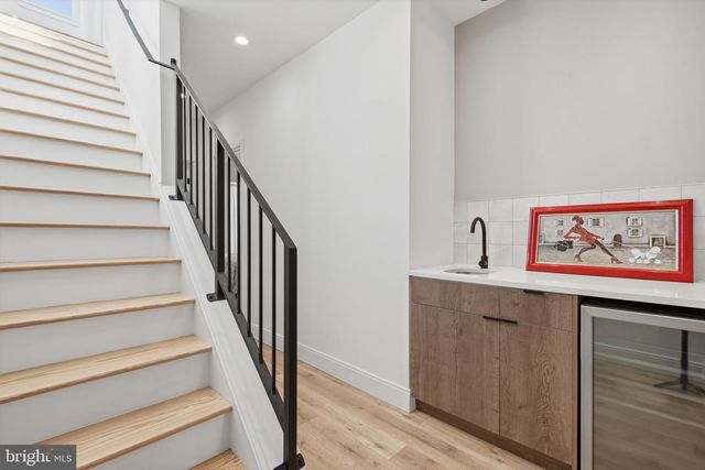 6671 ROSS ST, Philadelphia, PA 19119
