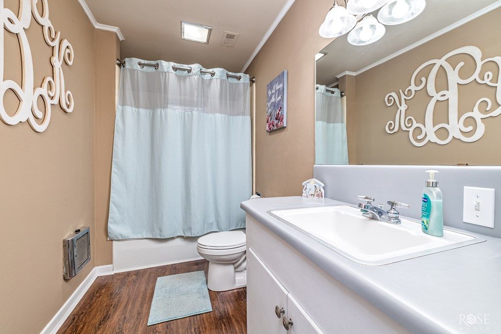 Image 19 of property listing at 714 Hohmann Rd, San Angelo, TX 76905