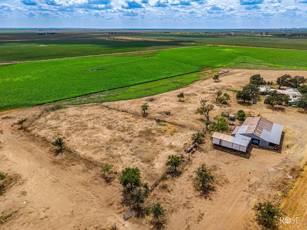 Image 40 of property listing at 714 Hohmann Rd, San Angelo, TX 76905