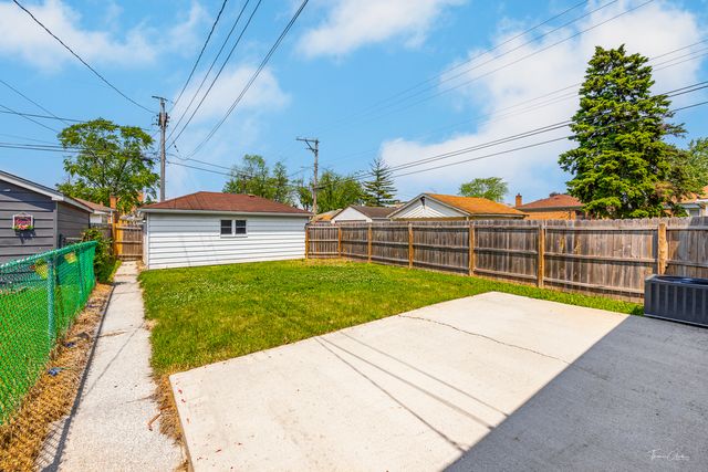 14410 S Union Avenue, Riverdale, IL 60827