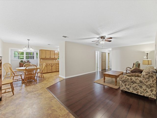 3917 Hidden Lake Court, Alvarado, TX 76009