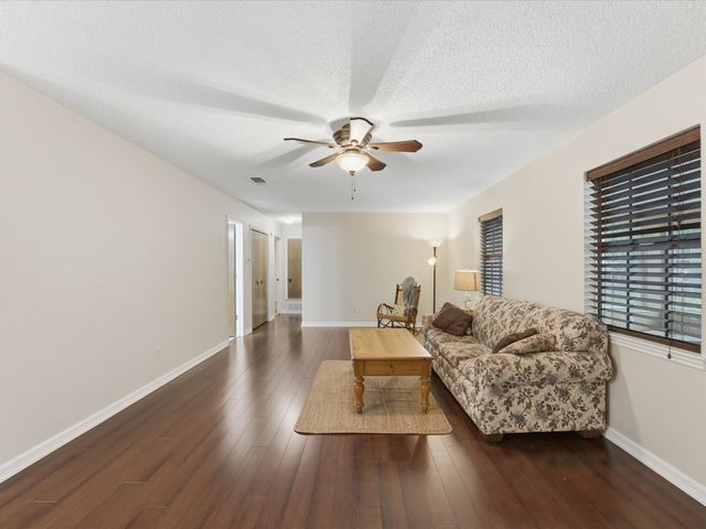 3917 Hidden Lake Court, Alvarado, TX 76009