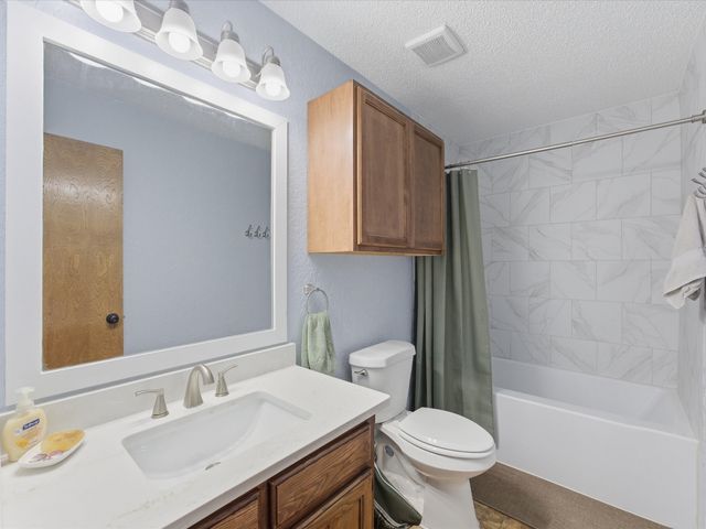 3917 Hidden Lake Court, Alvarado, TX 76009