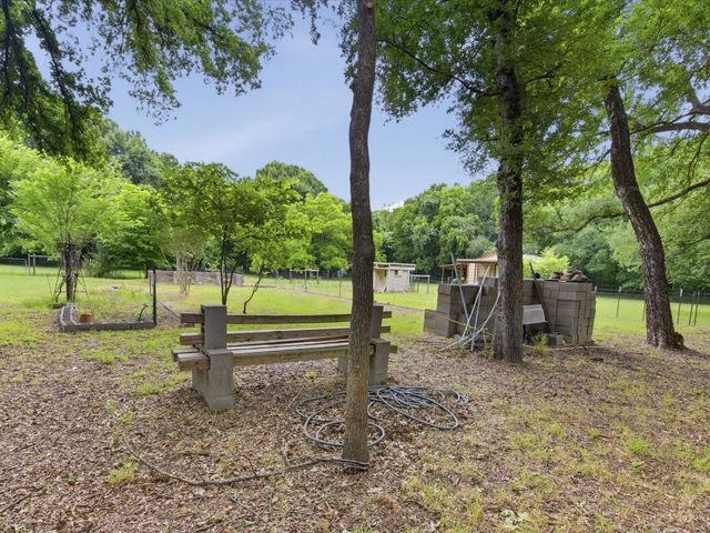 3917 Hidden Lake Court, Alvarado, TX 76009