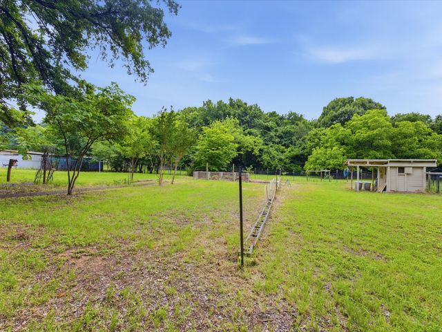 3917 Hidden Lake Court, Alvarado, TX 76009