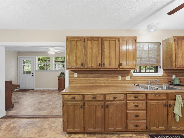 3917 Hidden Lake Court, Alvarado, TX 76009