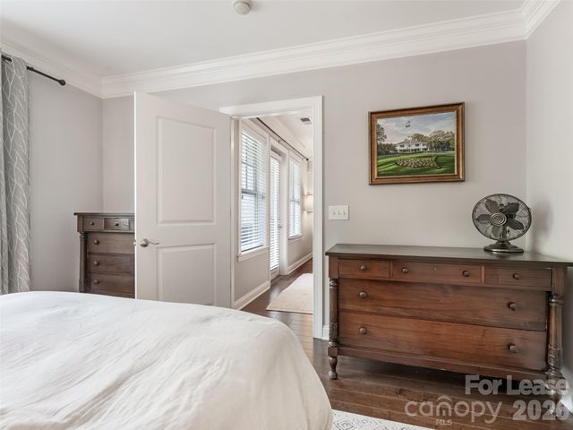 301 E Tremont Avenue 215, Charlotte, NC 28203