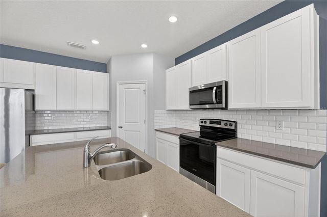 11833 CARA FIELD AVENUE, Riverview, FL 33579