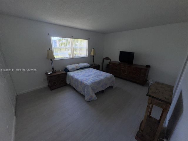 1025 SE 3rd Avenue 102, Dania Beach, FL 33004