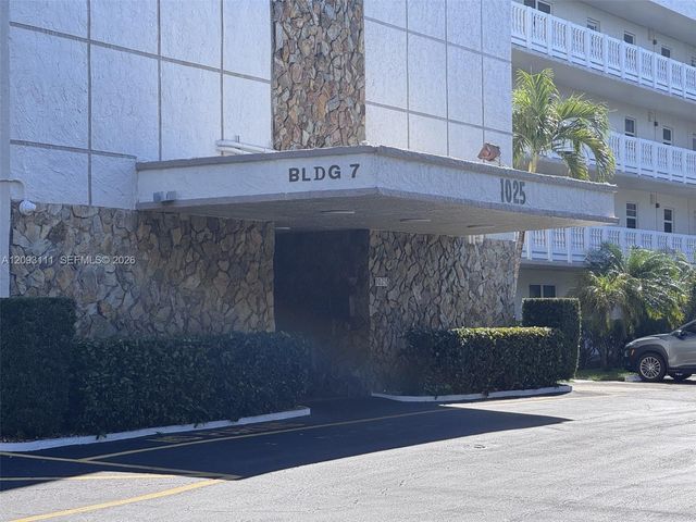 1025 SE 3rd Avenue 102, Dania Beach, FL 33004