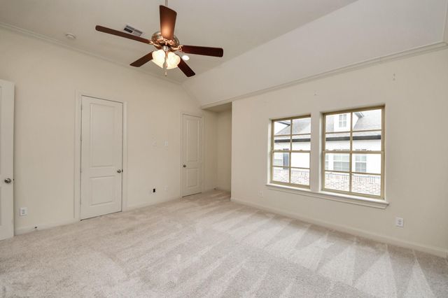 2061 Fannin Station N, Houston, TX 77045