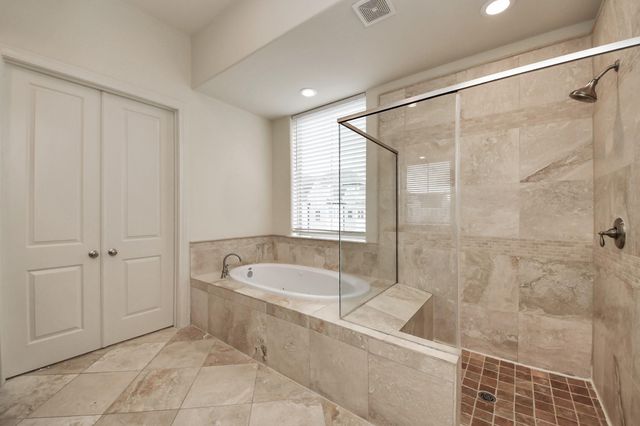 2061 Fannin Station N, Houston, TX 77045