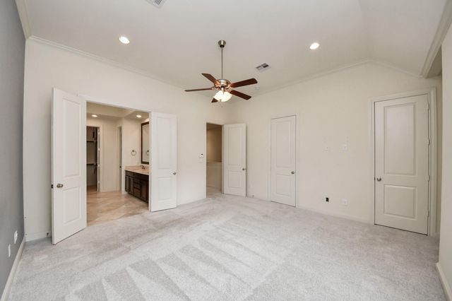 2061 Fannin Station N, Houston, TX 77045