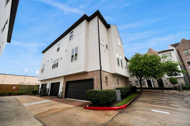 2061 Fannin Station N, Houston, TX 77045